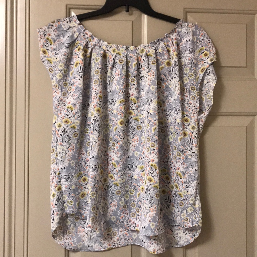 NWT Lauren Conrad blouse